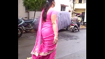 desi ass in saree