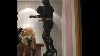 Roxina2005ToiletSlutTurboDoll190305XXL.WMV