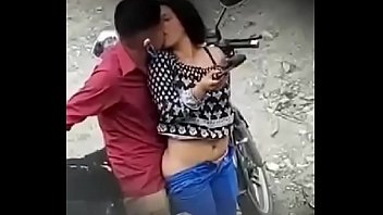 Puta en la moto