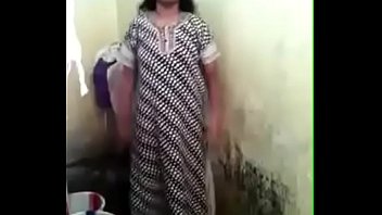 Valliyur aunty boobs sucked video by her lover278023