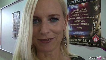 German Milf - Geile Amateurin Dirty-Tina fickt mit User ohne Kondom nach der Venus Messe in Berlin