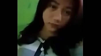 Video bokep indo terbaru masturbasi ABG Cantik bugil di depan kamera  