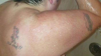 After getting clean in the shower a bbw gets dirty in the face.