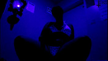 Hypnosis Jerk Off Instructions in the Dark